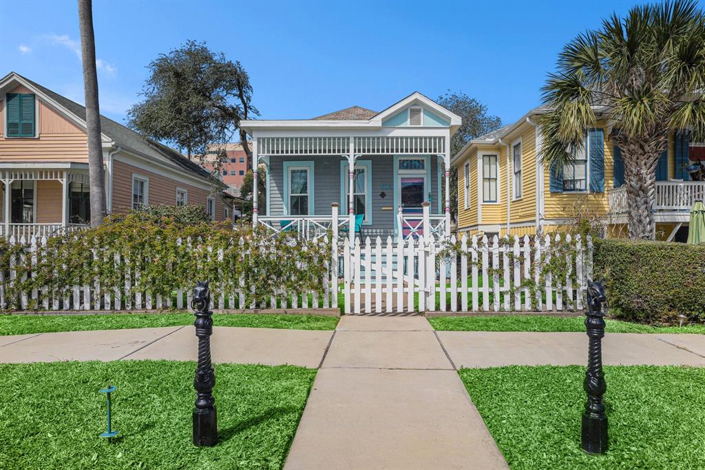 806 Church Street, Galveston, Texas image 1