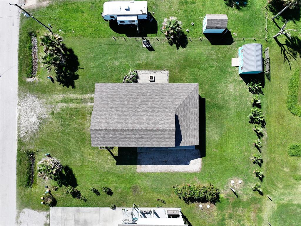 939 S Selwyn Road, Crystal Beach, Texas image 19