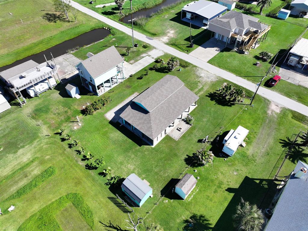 939 S Selwyn Road, Crystal Beach, Texas image 33
