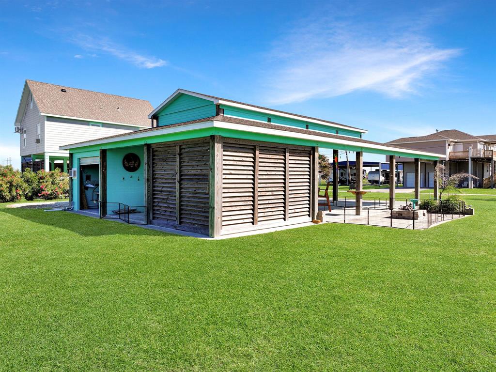 939 S Selwyn Road, Crystal Beach, Texas image 15