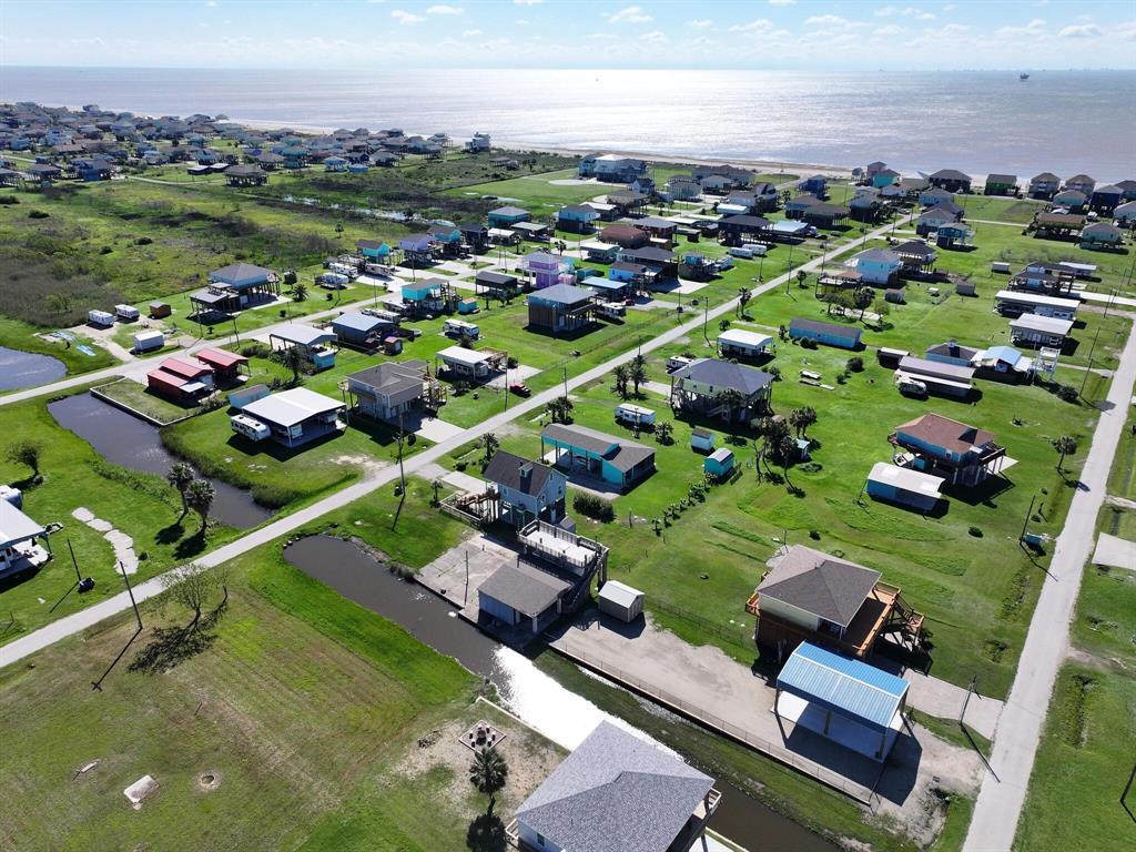 939 S Selwyn Road, Crystal Beach, Texas image 36