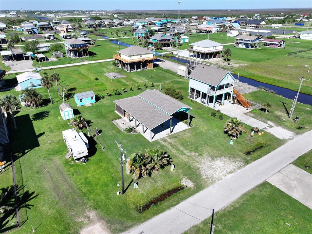 939 S Selwyn Road, Crystal Beach, Texas image 22