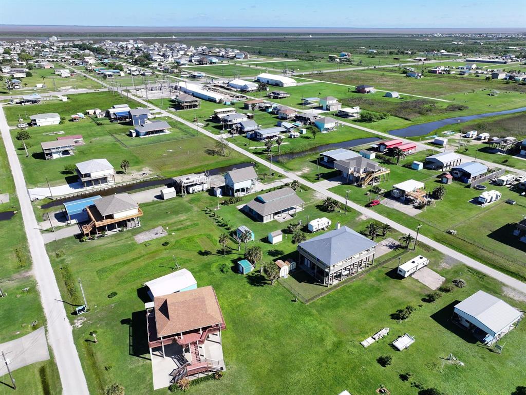 939 S Selwyn Road, Crystal Beach, Texas image 44