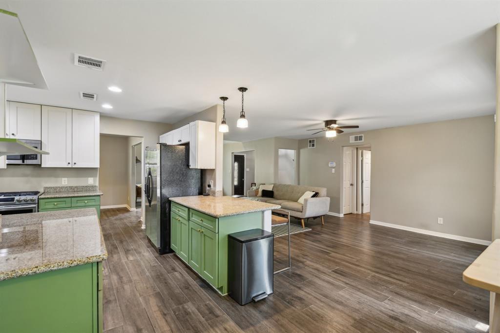 6015 Mcknight Street, Houston, Texas image 12