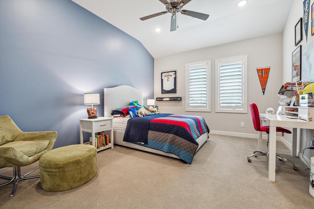 4910 Valerie Street, Bellaire, Texas image 32