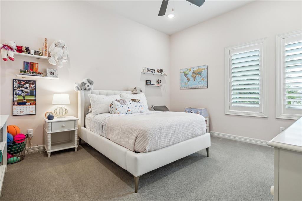 4910 Valerie Street, Bellaire, Texas image 33