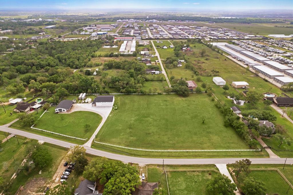 17810 County Road 125, Pearland, Texas image 2