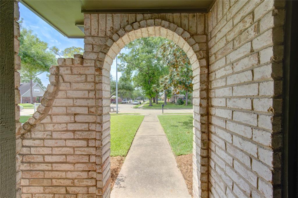 12202 Monticeto Lane, Meadows Place, Texas image 30