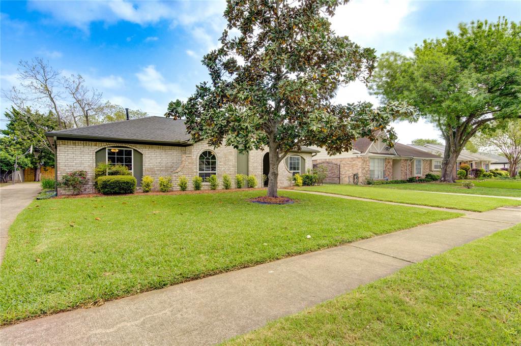 12202 Monticeto Lane, Meadows Place, Texas image 31