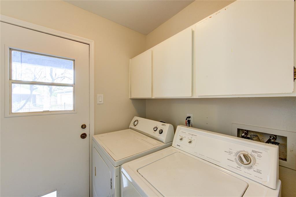 12202 Monticeto Lane, Meadows Place, Texas image 12