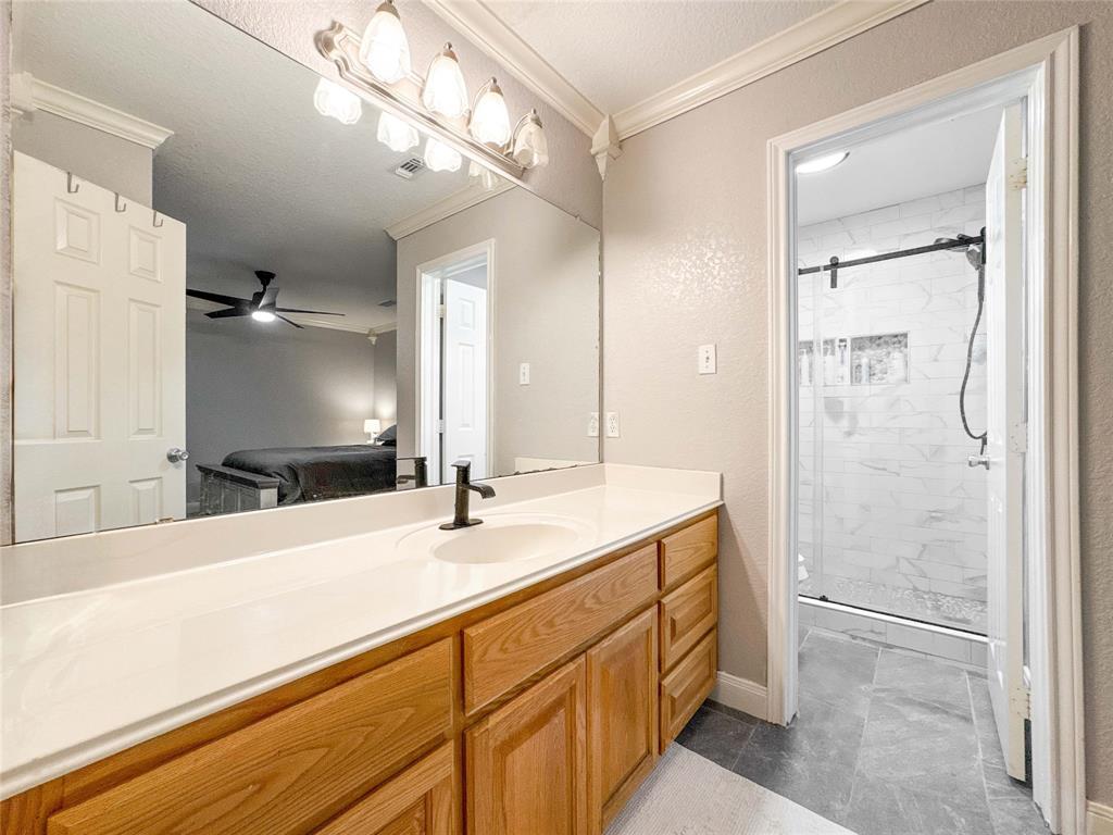 4234 Chisholm Trail, Santa Fe, Texas image 7