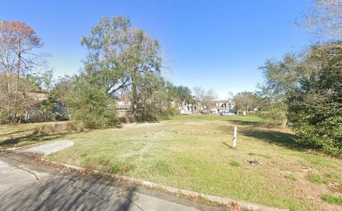 4300 Darsey Street Bellaire TX 77401