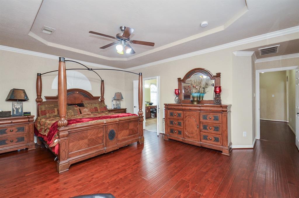 25419 Richton Falls Drive, Richmond, Texas image 16
