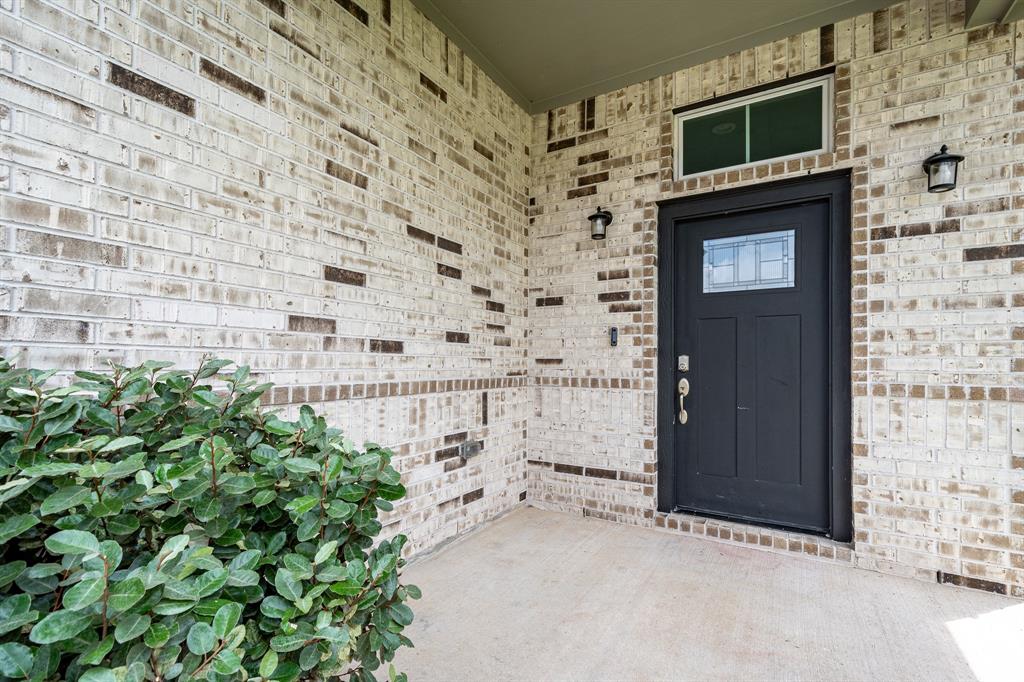 607 Rain Cloud Drive, Baytown, Texas image 6