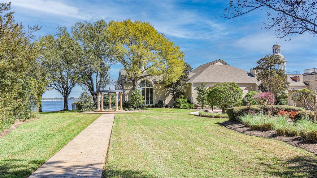 211 Wyndemere Drive, Montgomery, Texas image 12