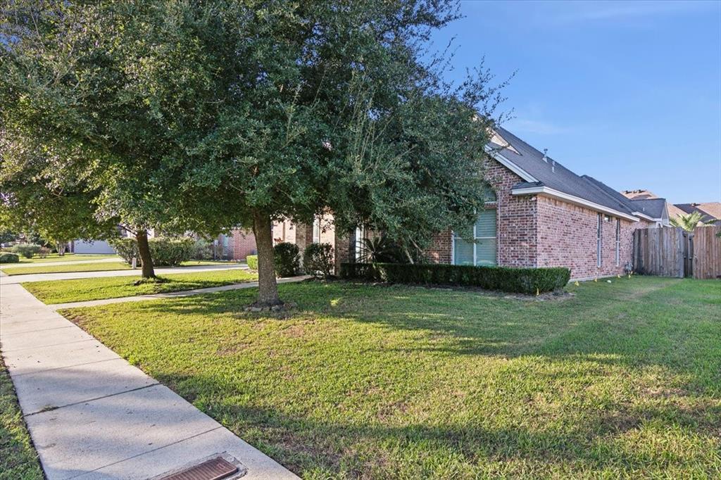 6350 Ellington Lane, Beaumont, Texas image 2