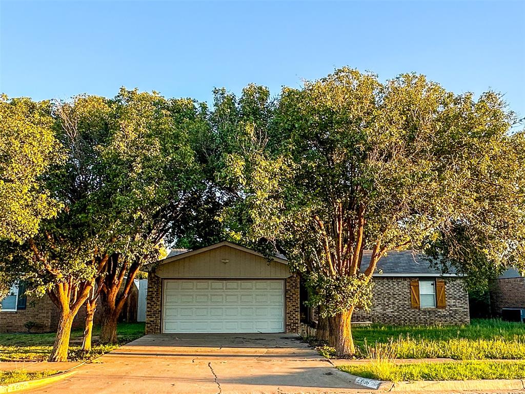 2206 87th St St, Lubbock, Texas image 1