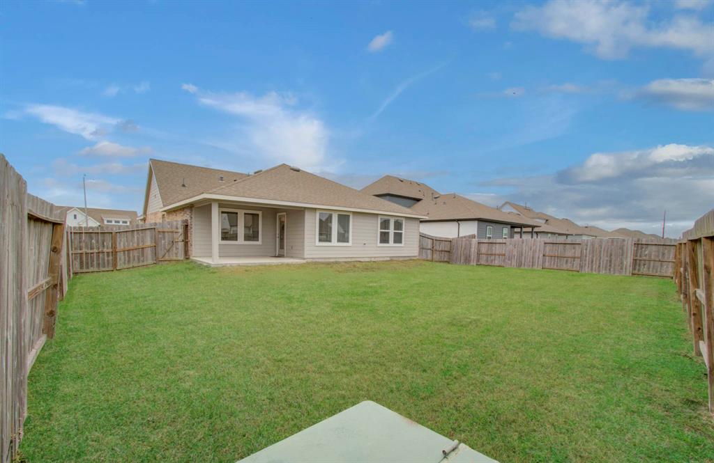 13914 Red River Drive, Baytown, Texas image 33