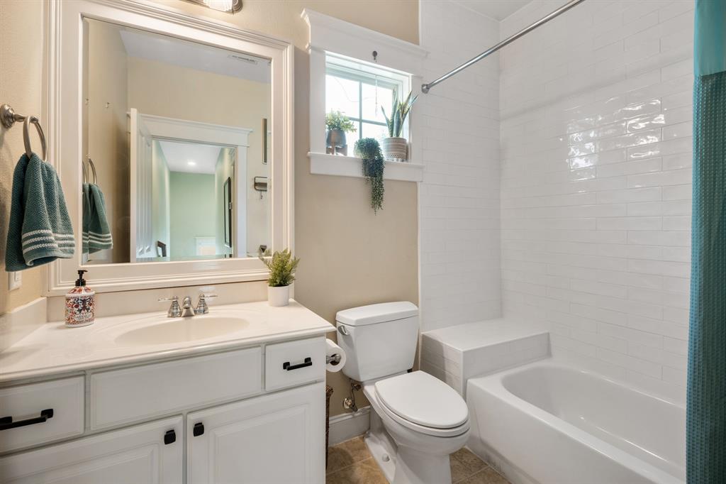 8 Latitude Lane, Galveston, Texas image 17