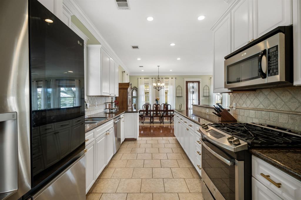 8 Latitude Lane, Galveston, Texas image 9