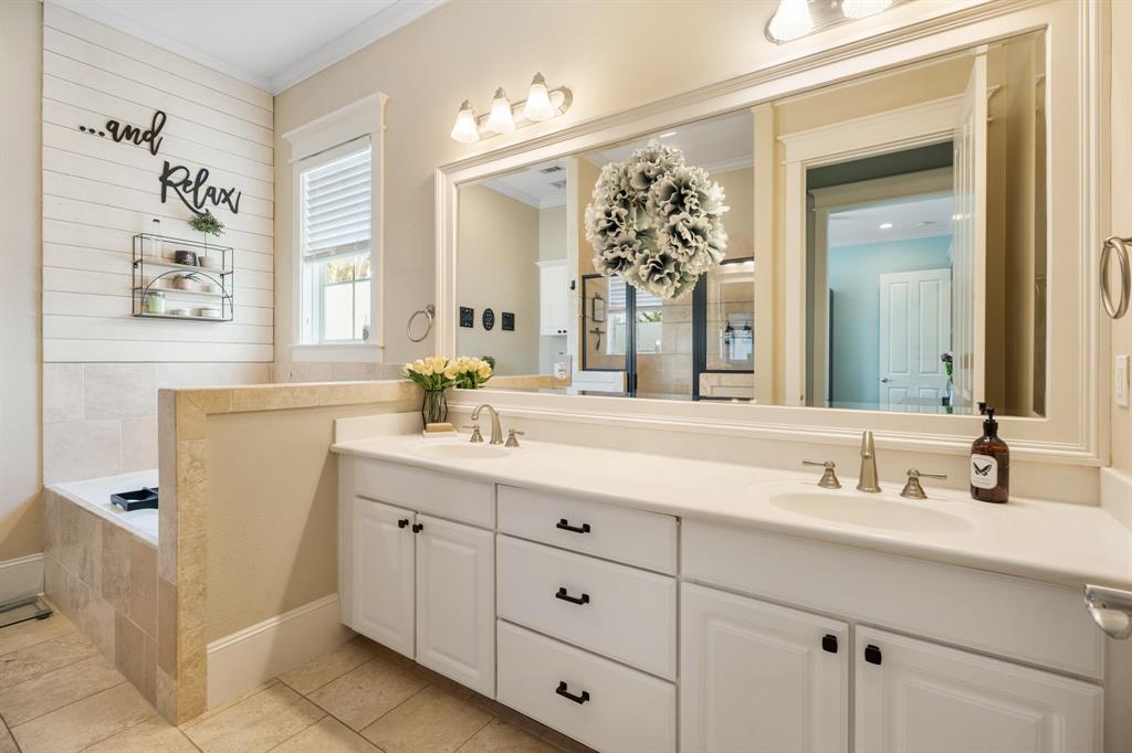 8 Latitude Lane, Galveston, Texas image 13