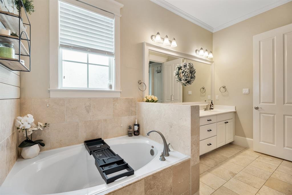 8 Latitude Lane, Galveston, Texas image 14