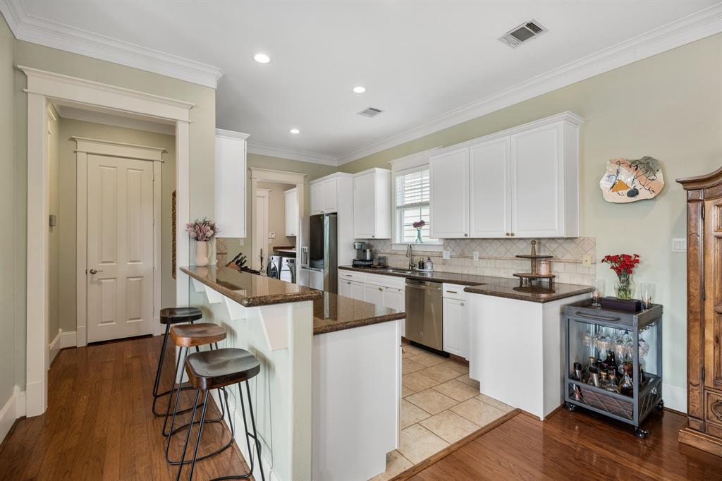 8 Latitude Lane, Galveston, Texas image 7