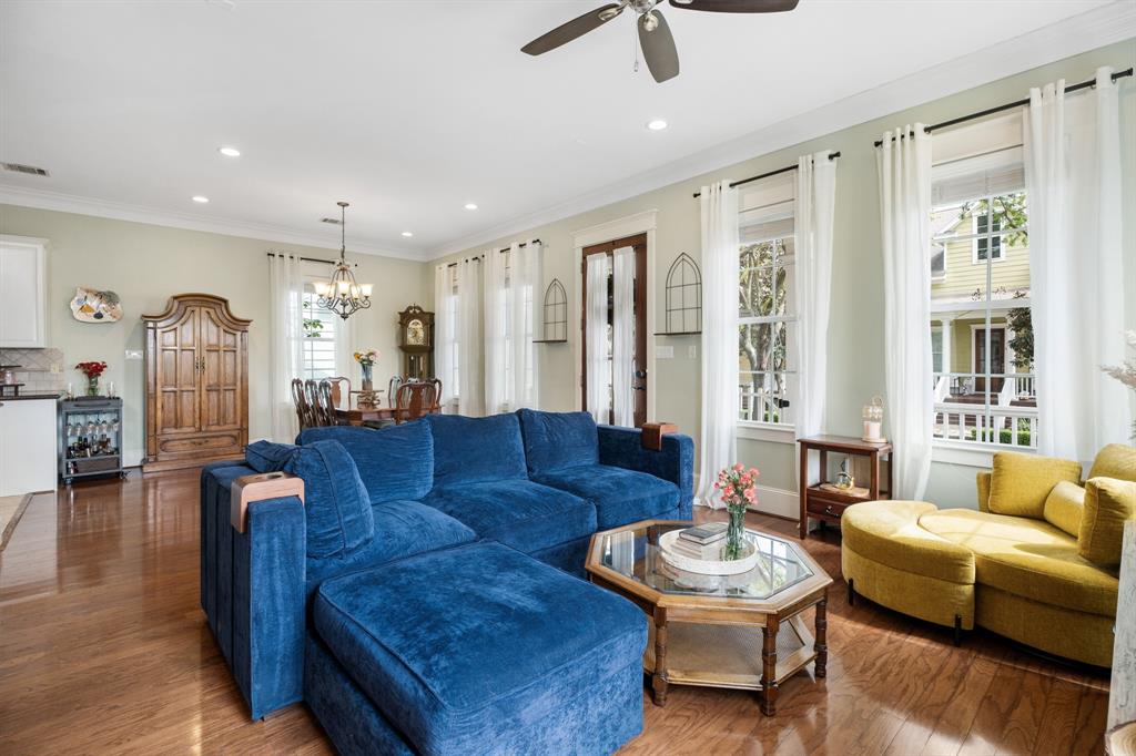 8 Latitude Lane, Galveston, Texas image 5