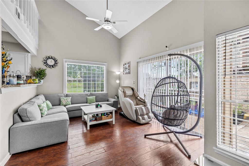 12619 Newbrook Drive, Houston, Texas image 6
