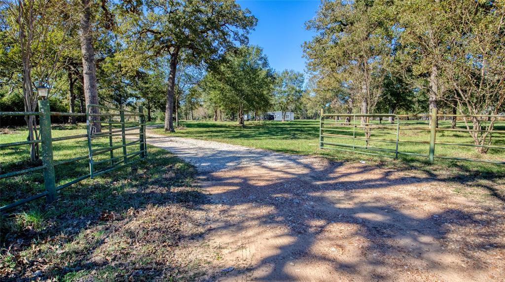 9541 Korthauer Road, Bellville, Texas image 1