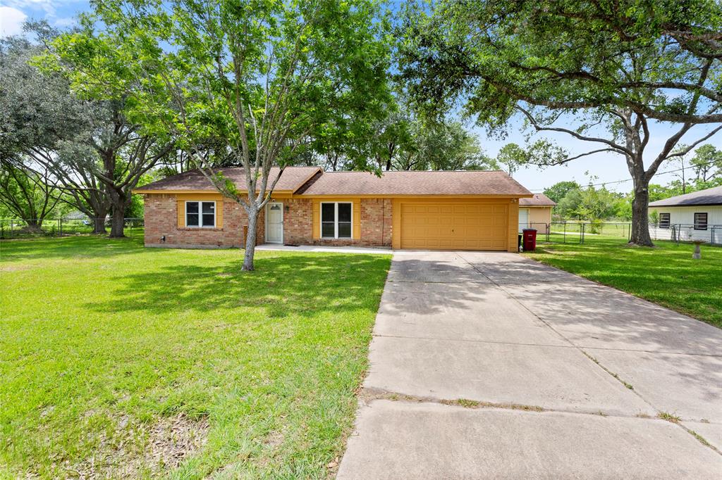 1885 County Road 235