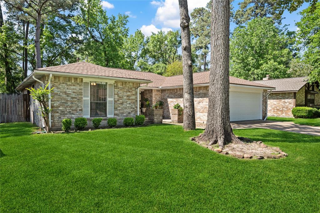4031 Sherwood Street, Kingwood, Texas image 2