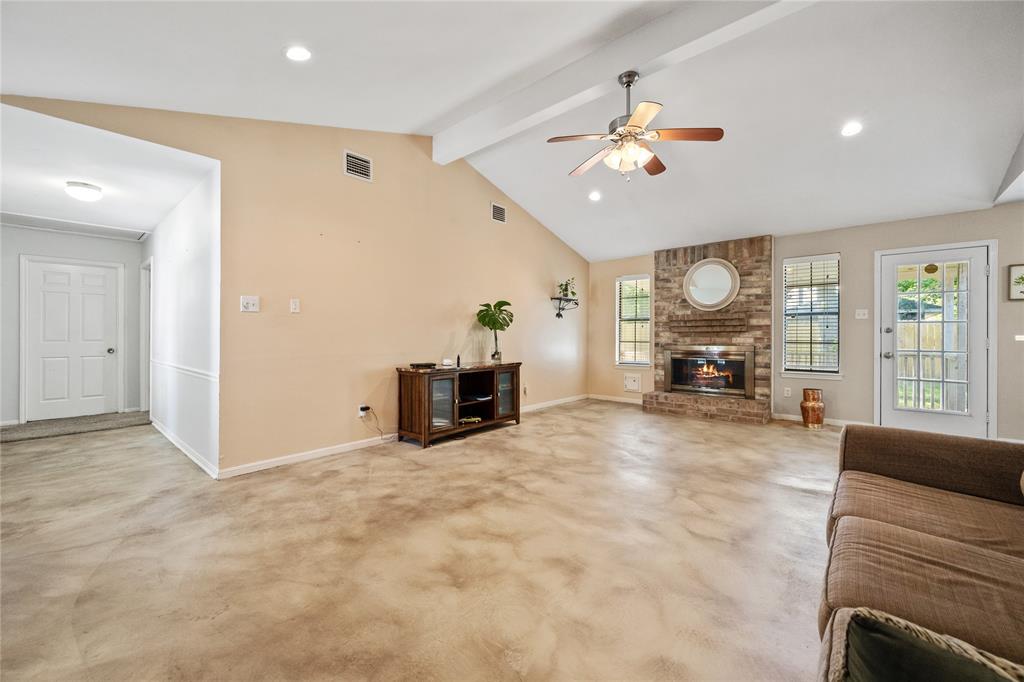 4031 Sherwood Street, Kingwood, Texas image 6