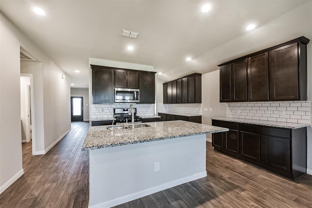 3666 Park Vista Drive, Missouri City, Texas image 7