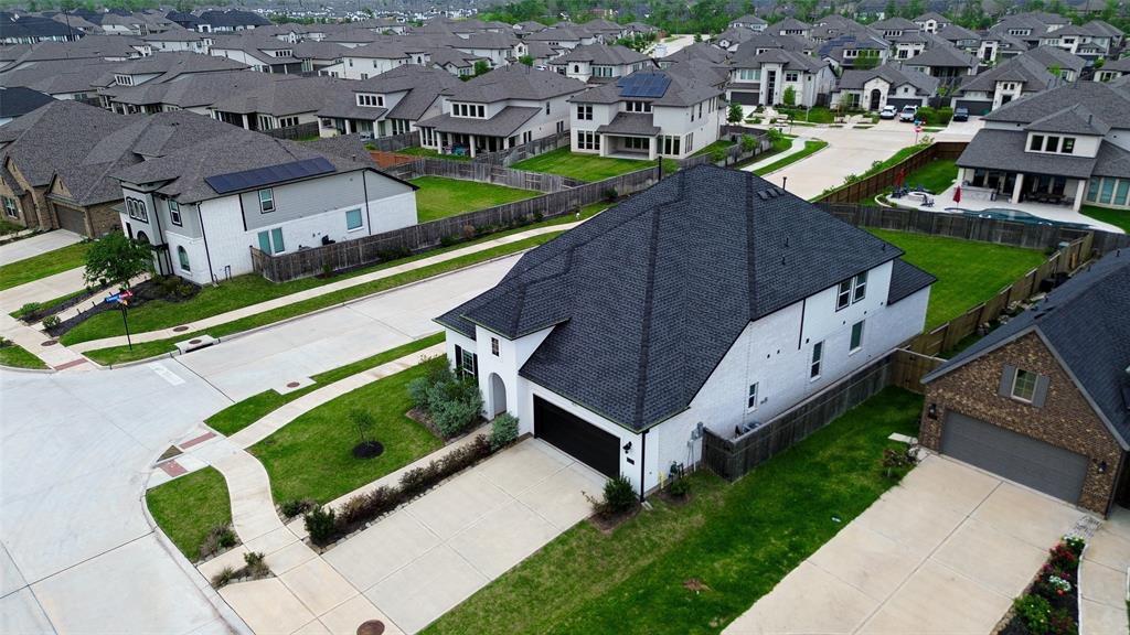 9603 Crescent Mill Drive, Missouri City, Texas image 29