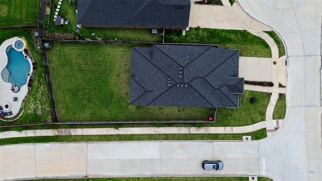 9603 Crescent Mill Drive, Missouri City, Texas image 31