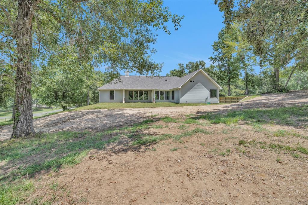 651 Paradise Drive, Coldspring, Texas image 44