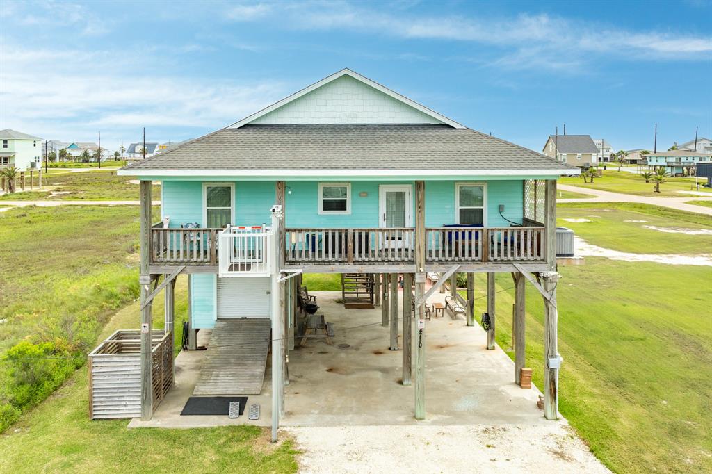 4710 Bayshore Drive, Freeport, Texas image 2