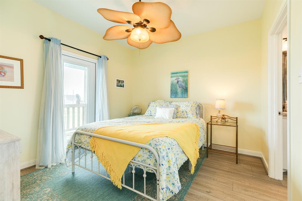4710 Bayshore Drive, Freeport, Texas image 14