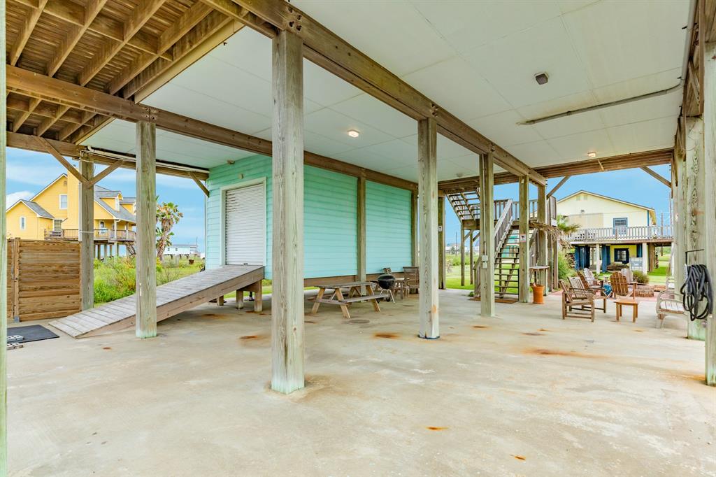 4710 Bayshore Drive, Freeport, Texas image 22