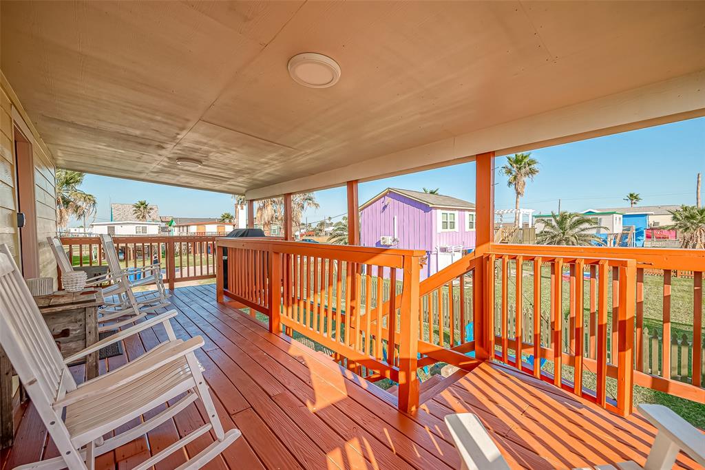 411 Olive Street, Surfside Beach, Texas image 4