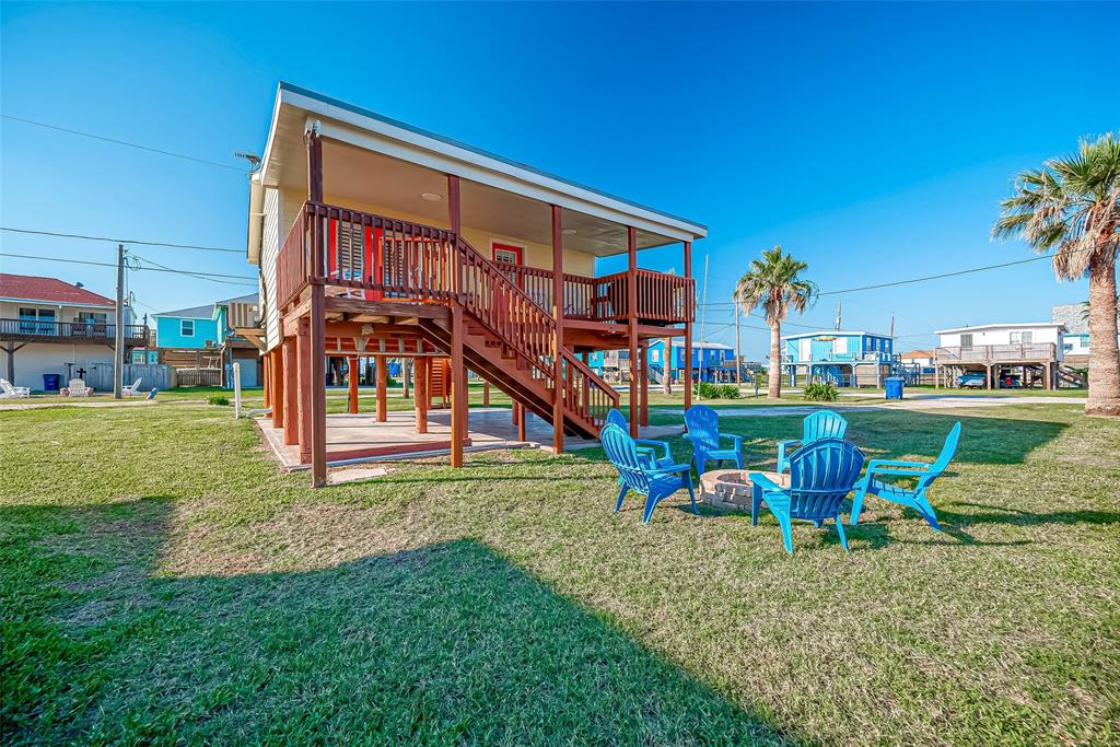 411 Olive Street, Surfside Beach, Texas image 2
