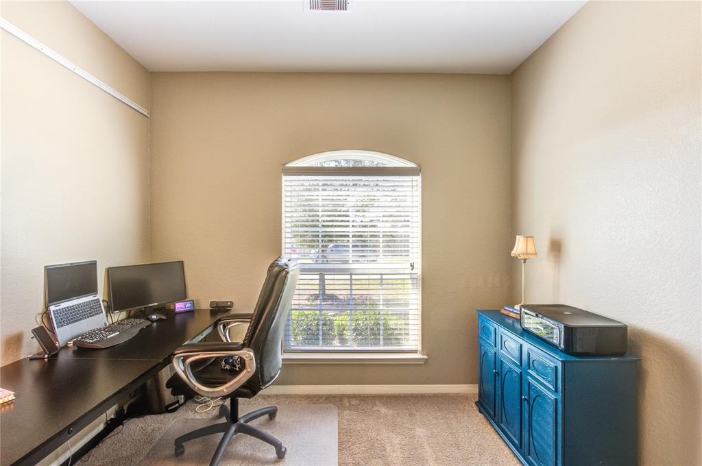 21002 Echo Manor Drive, Hockley, Texas image 4