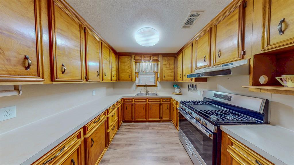 214 Avenue C, Brazoria, Texas image 22