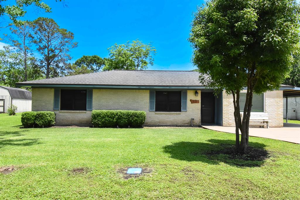 214 Avenue C, Brazoria, Texas image 2