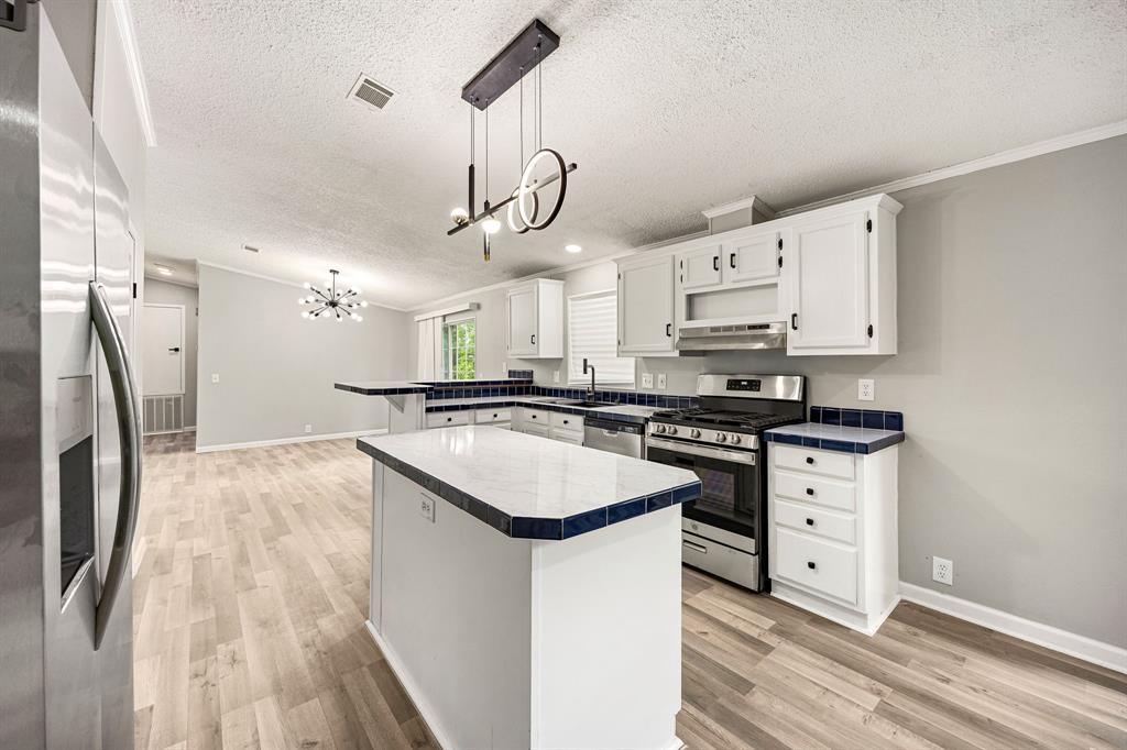 14262 Shadow Bay Drive