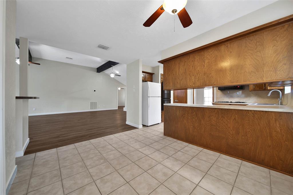 2162 Tree Lane, Kingwood, Texas image 14