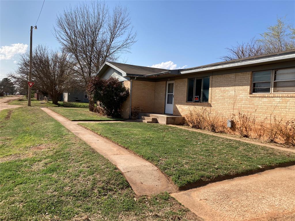 1320 Moody Street, Paducah, Texas image 4