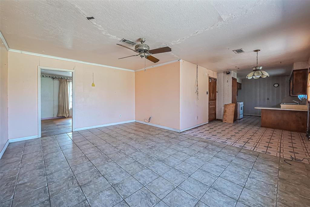 2307 E Martha Lane, Pasadena, Texas image 7