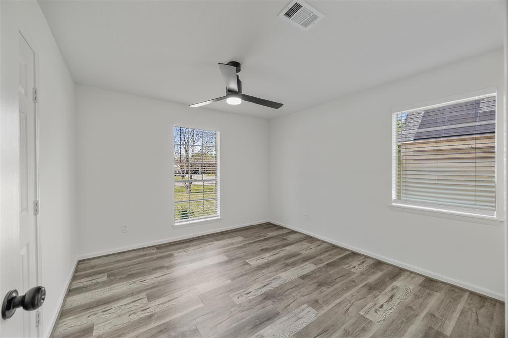 1839 Elmwood Avenue, La Porte, Texas image 21